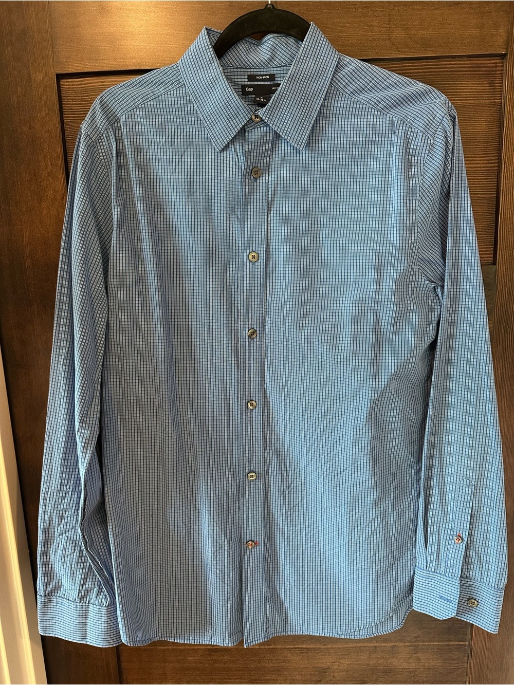Gap Men’s Slim Fit Button Down